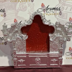 Capilla en color plata y burdeos