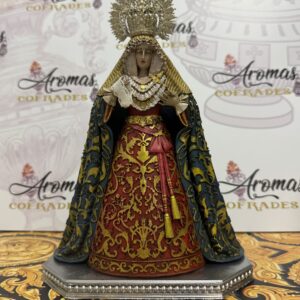 Imagen de María Santísima de las Penas, con manto de salida