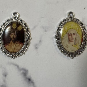 Medalla Jesús del Amor Despojado de sus vestiduras y María Santísima de la Concepción 2×3 cm