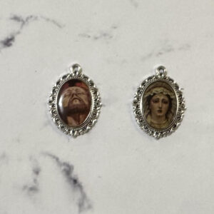 Medalla Nuestra Señora de la Soledad y Santo Entierro de Nuestro Señor Jesucristo 2x3 cm